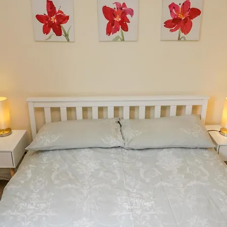 12 Holbeck Avenue Holiday home *